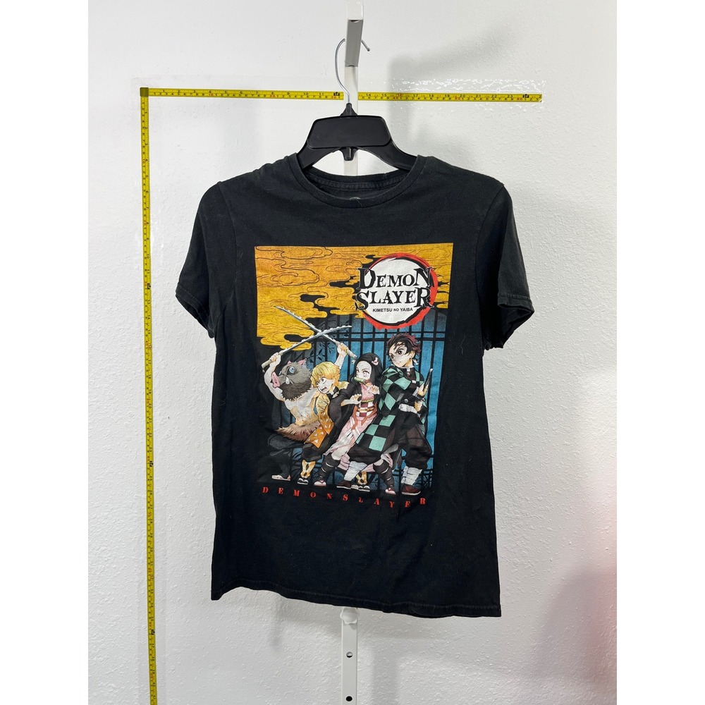 Demon Slayer Kimetsu no Yaiba Graphic T-Shirt Black Mens Small Anime Tee